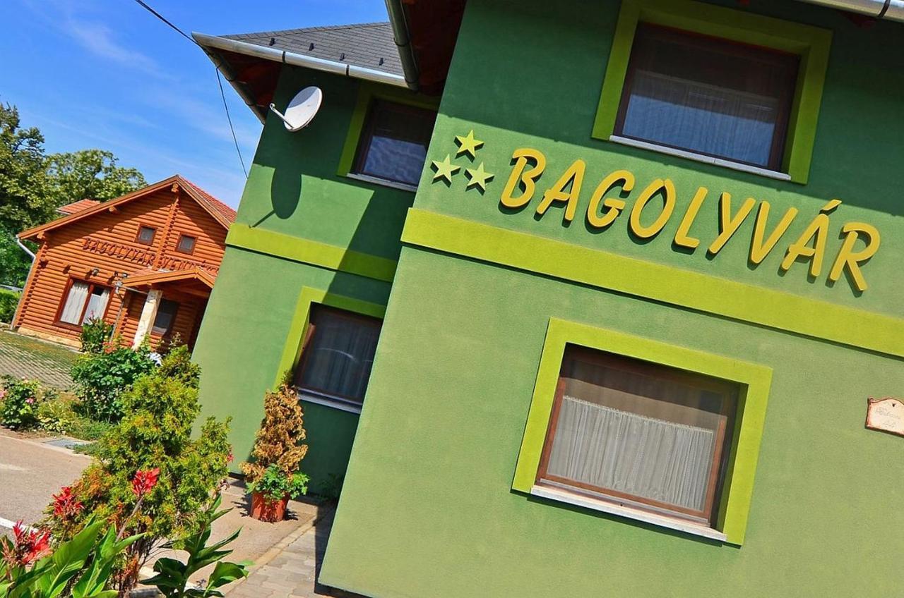 Medora Park - Bagolyvar Apartmanhaz Gárdony Buitenkant foto
