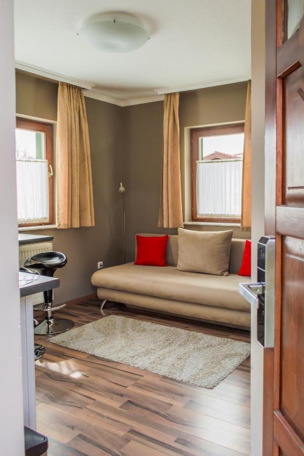 Medora Park - Bagolyvar Apartmanhaz Gárdony Buitenkant foto